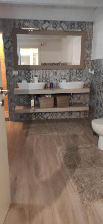 Casamas Villa Brindisi Bagian luar foto